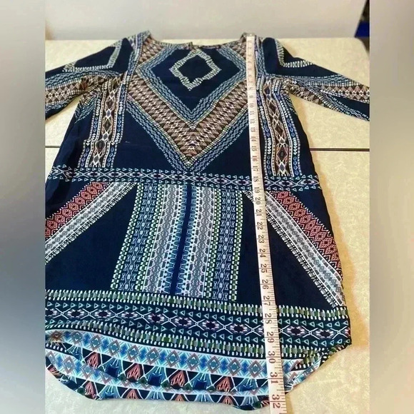 CITY Triangles Tribal Mini Shift Dress 3/4 Sleeve with Keyhole Button Size Small - Picture 10 of 10